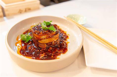 qi restaurant austin|New Downtown Austin Chinese Restaurant Qi Opens。